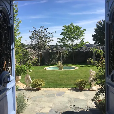 Maison D'hercule 住宿加早餐酒店 *