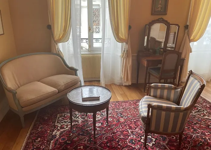 Bed & Breakfast Maison D'hercule Mayenne