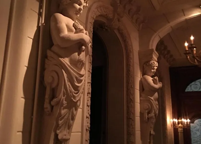 Maison D'hercule * Mayenne