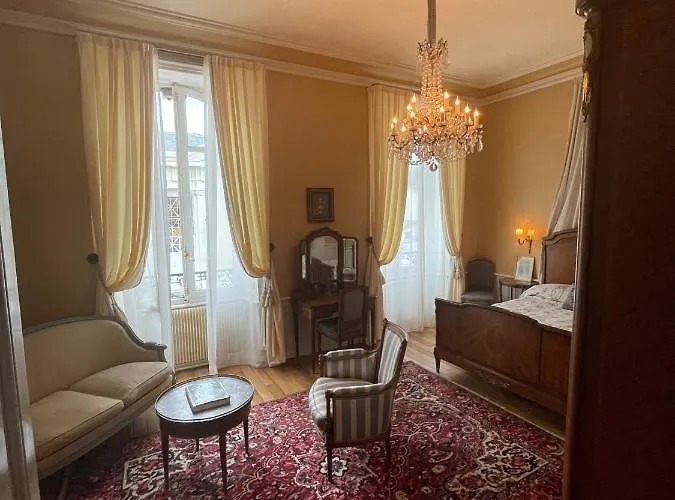 Maison D'hercule * Mayenne